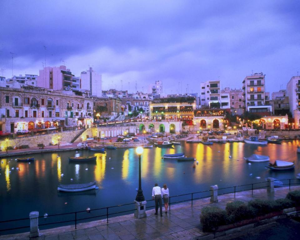 A Lovely 3 Bedroom, 3 Baths Home In The Centre Of Gzira By 360 Estates Extérieur photo