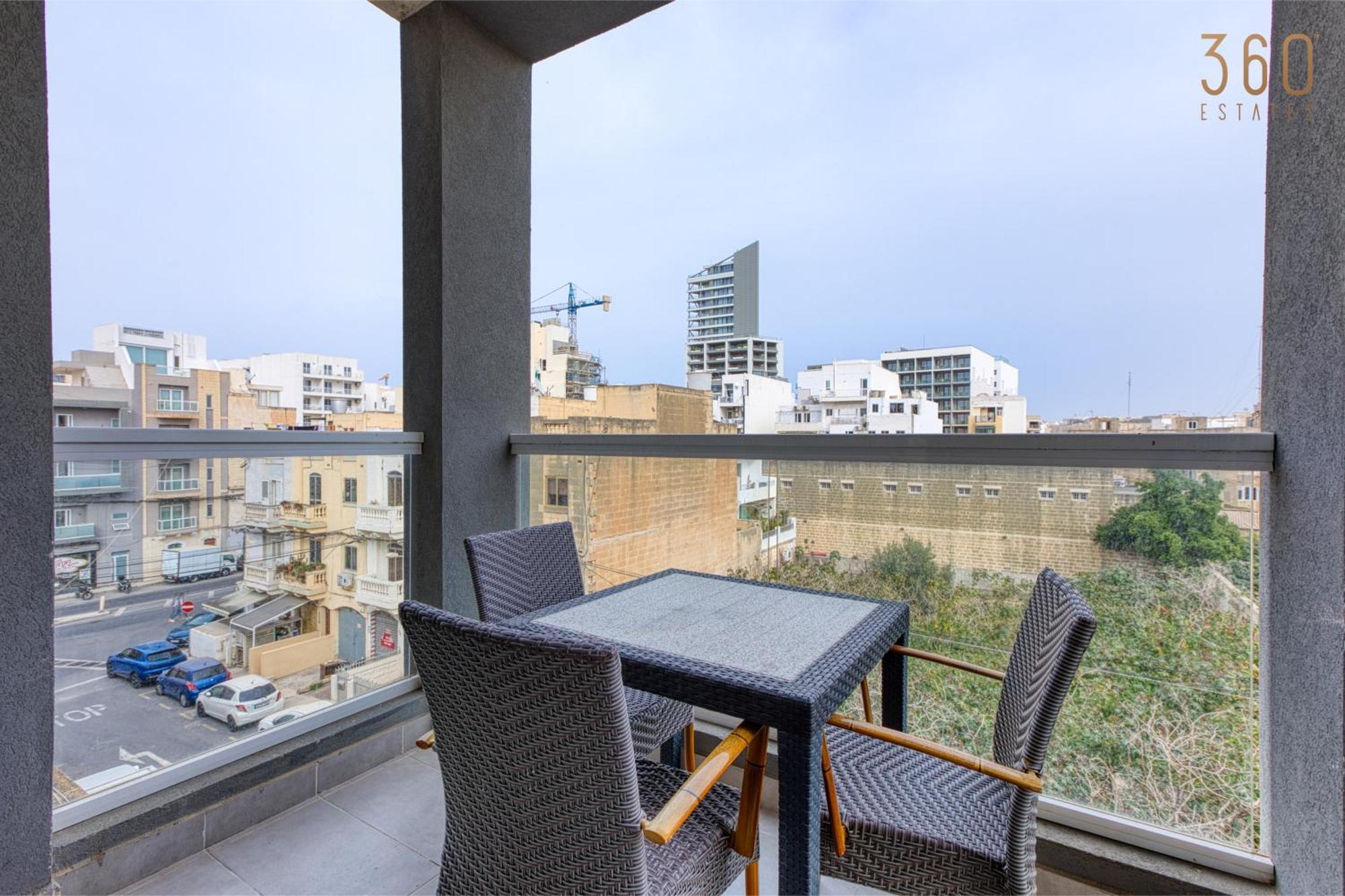 A Lovely 3 Bedroom, 3 Baths Home In The Centre Of Gzira By 360 Estates Extérieur photo