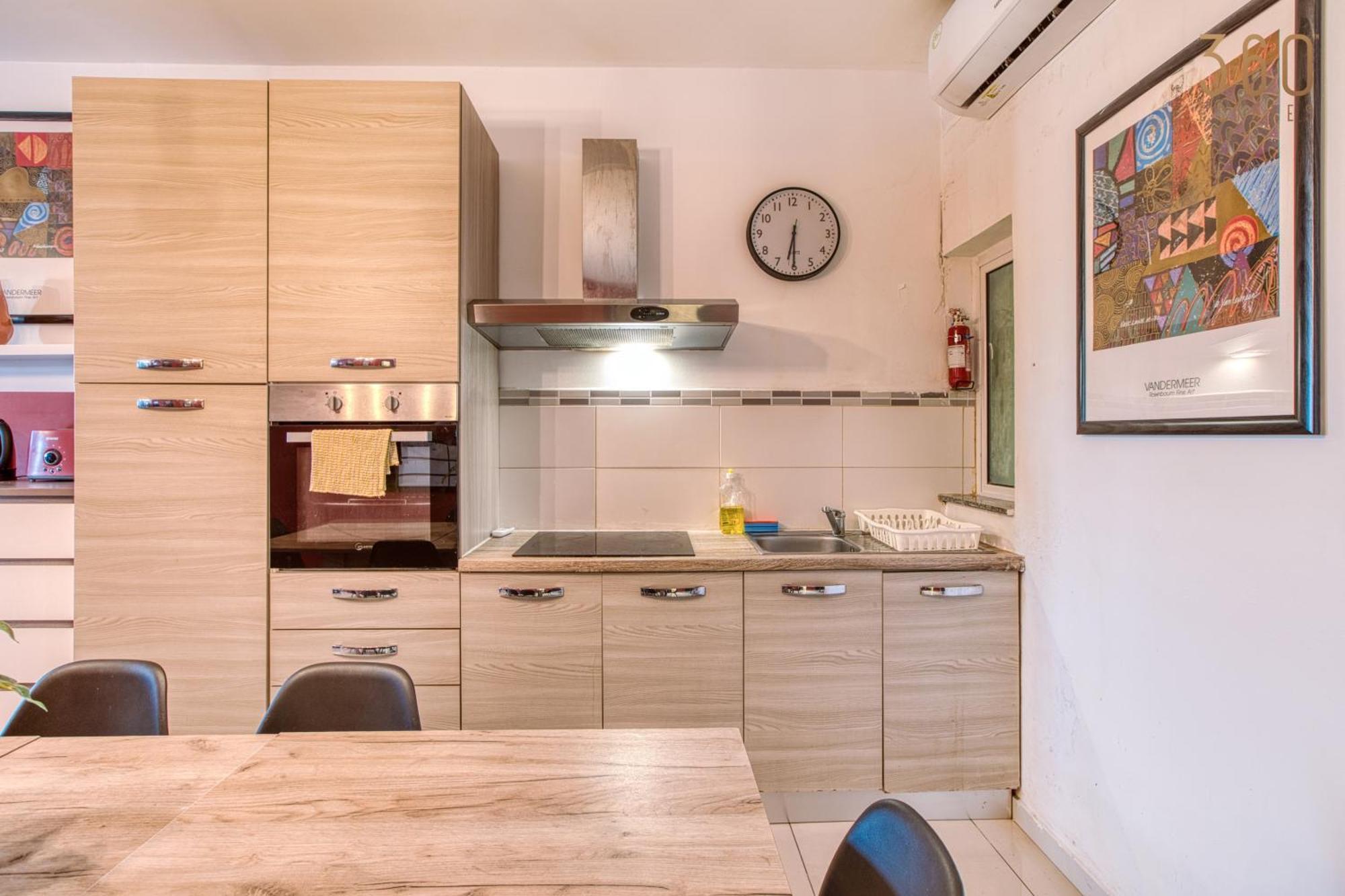 A Lovely 3 Bedroom, 3 Baths Home In The Centre Of Gzira By 360 Estates Extérieur photo